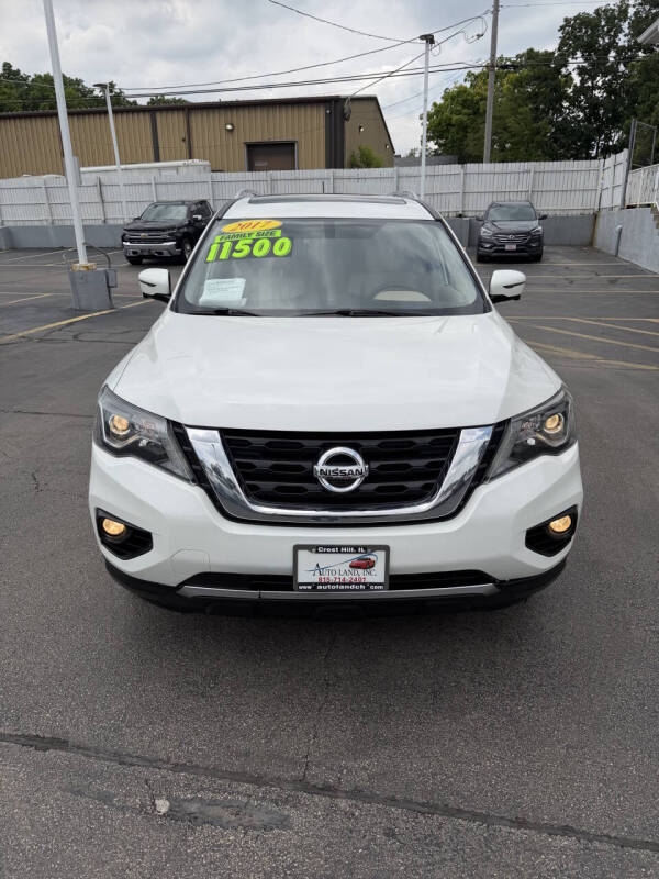 2017 Nissan Pathfinder SL