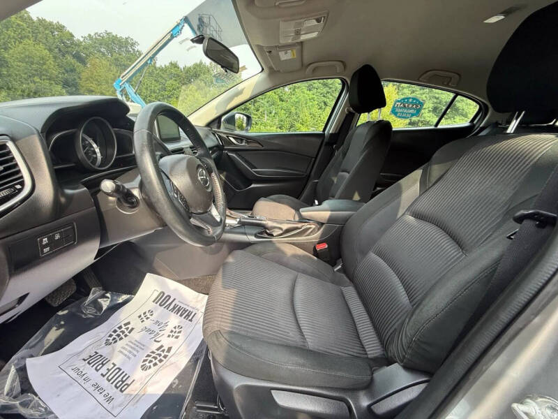 2015 Mazda MAZDA3 i Touring