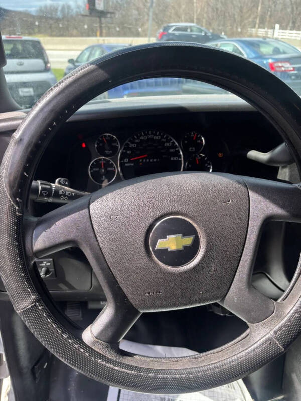 2019 Chevrolet Express 2500