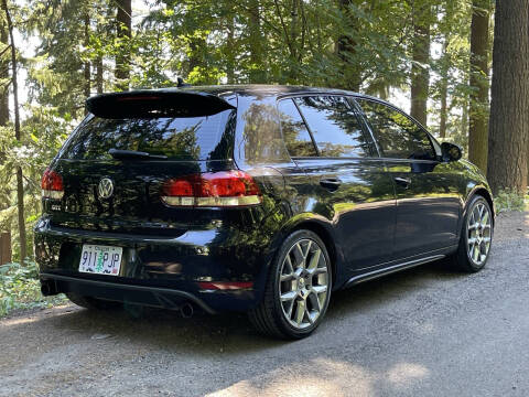 2013 Volkswagen GTI Wolfsburg Edition PZEV