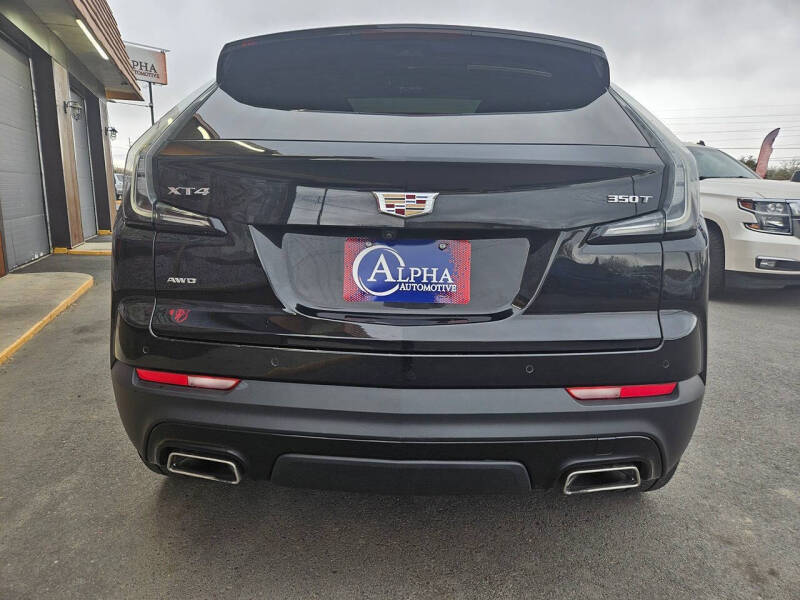 2022 Cadillac XT4 Sport