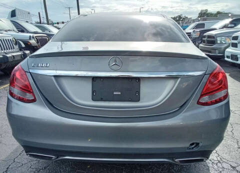 2016 Mercedes-Benz C-Class