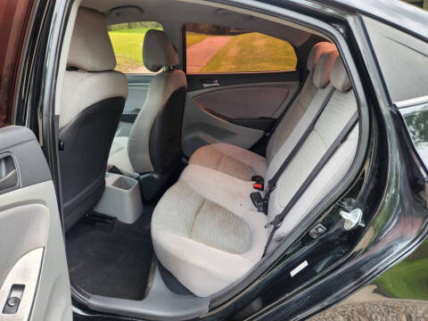 2016 Hyundai Accent SE