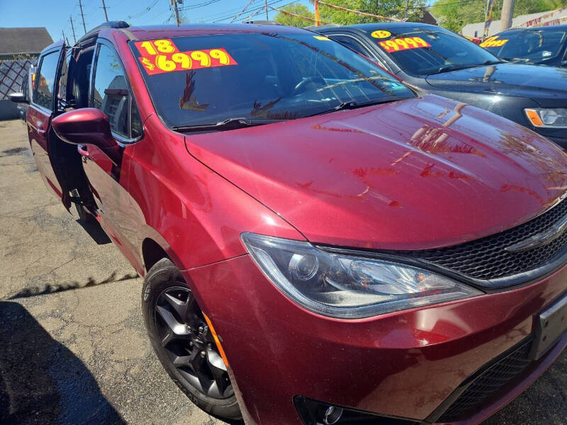 2018 Chrysler Pacifica Touring L