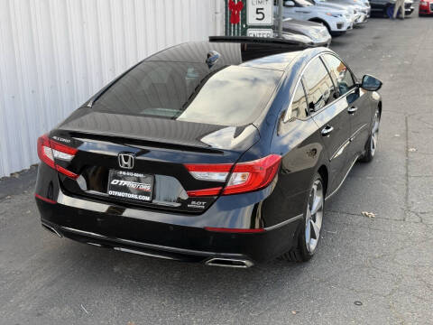 2019 Honda Accord Touring