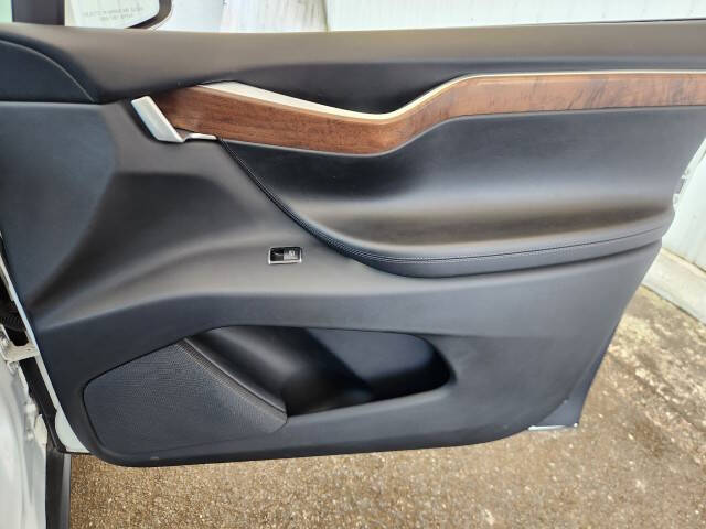 2016 Tesla Model X 90D