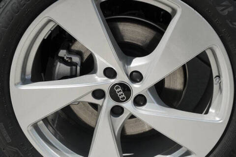 2025 Audi Q5 quattro Premium Plus TFSI