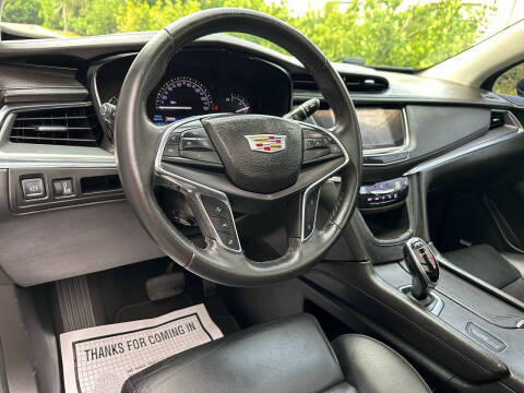 2017 Cadillac XT5 Luxury