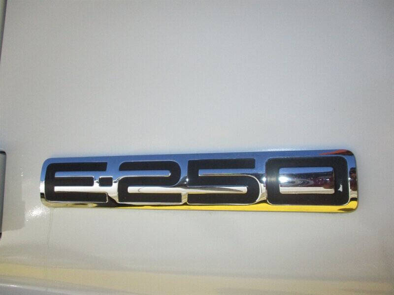 2006 Ford E-Series E-250
