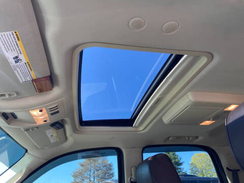 2013 Cadillac Escalade Platinum Edition