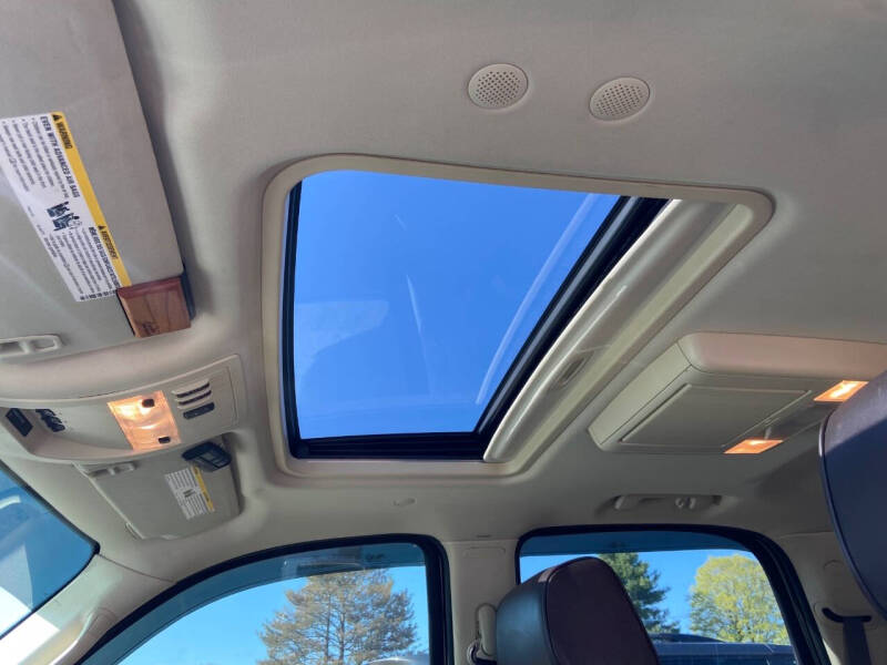 2013 Cadillac Escalade Platinum Edition