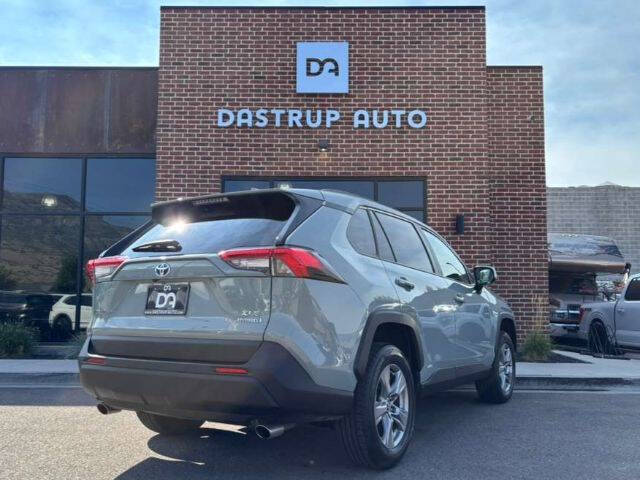 2023 Toyota RAV4 Hybrid XLE