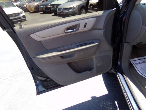 2017 Chevrolet Traverse LS