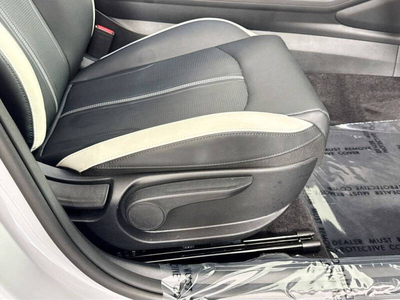 2025 Kia K5
