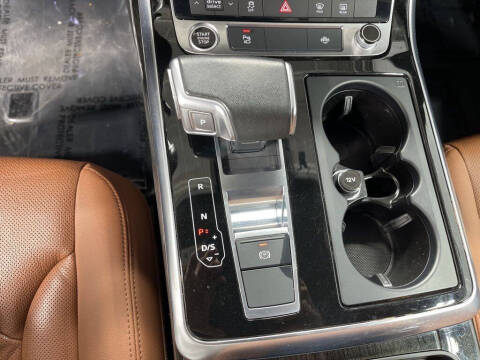 2022 Audi Q8 quattro Premium Plus 55 TFSI