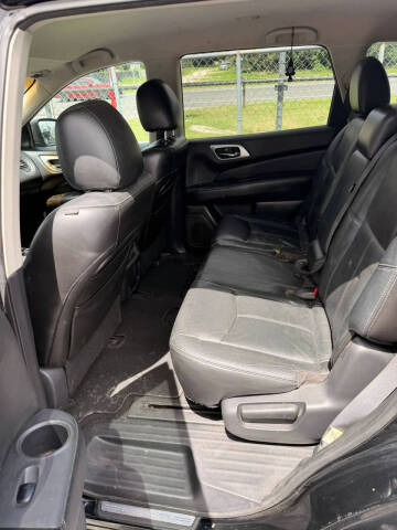 2013 Nissan Pathfinder Platinum