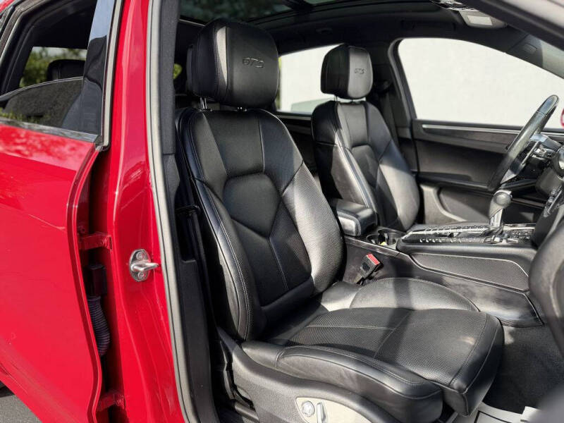 2018 Porsche Macan GTS