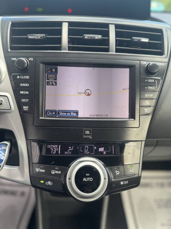 2012 Toyota Prius v Five
