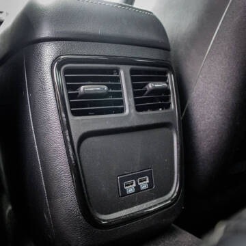 2018 Chrysler 300 S