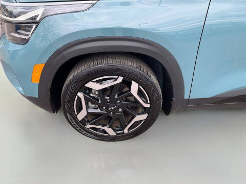 2025 Kia Seltos SX