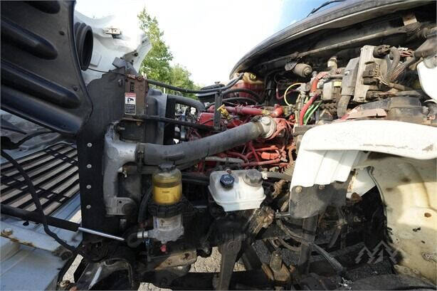 2016 Freightliner M2 106