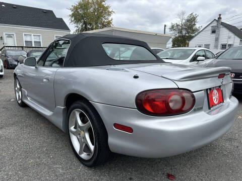 2003 Mazda MX-5 Miata