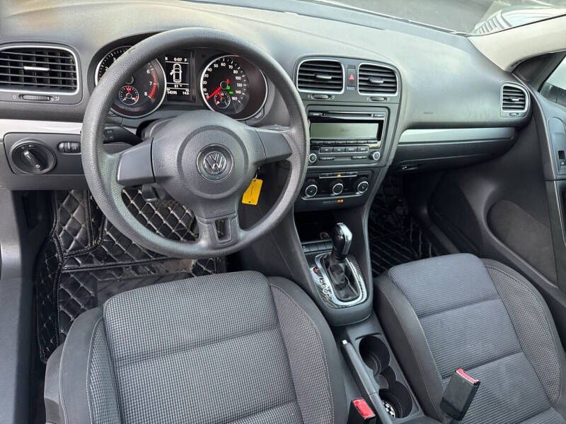 2011 Volkswagen Golf 2.5L PZEV