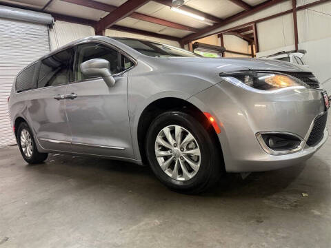 2018 Chrysler Pacifica Touring L