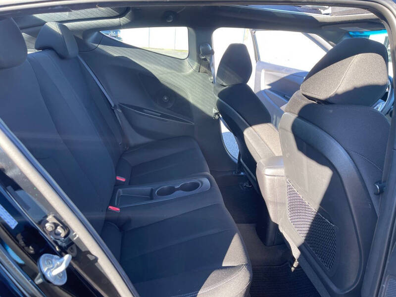 2017 Hyundai Veloster Value Edition