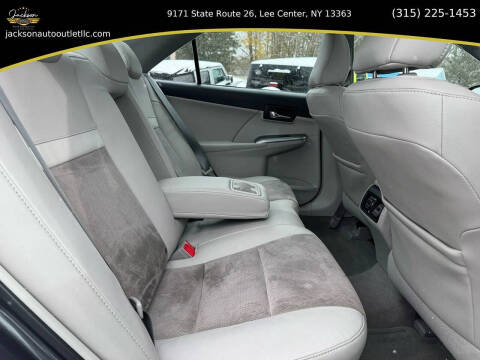 2012 Toyota Camry Hybrid LE
