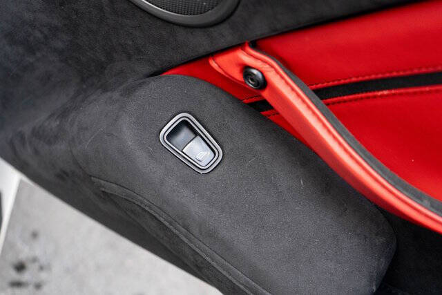 2020 Aston Martin Vantage