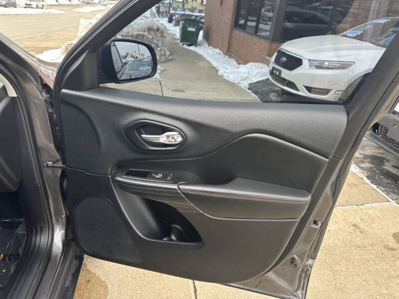 2014 Jeep Cherokee Trailhawk