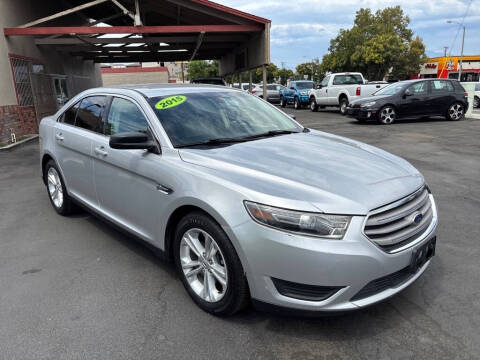 2015 Ford Taurus