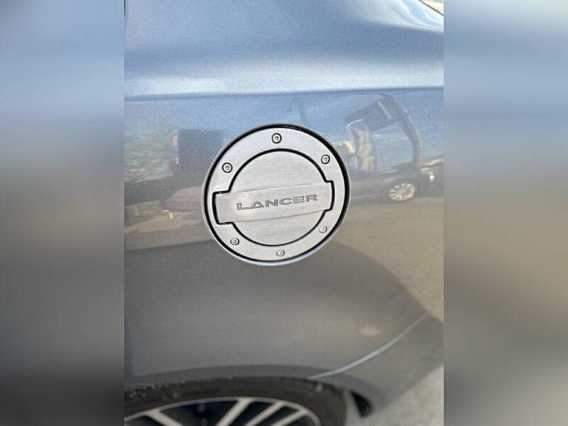 2017 Mitsubishi Lancer