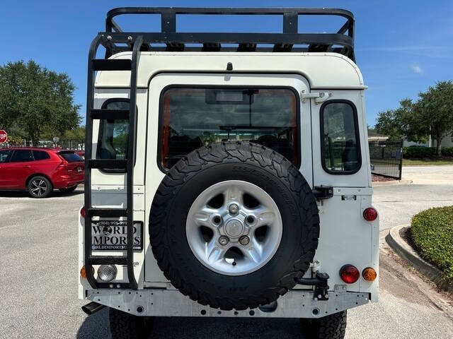 1998 Land Rover Defender 13