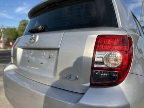 2013 Scion xD