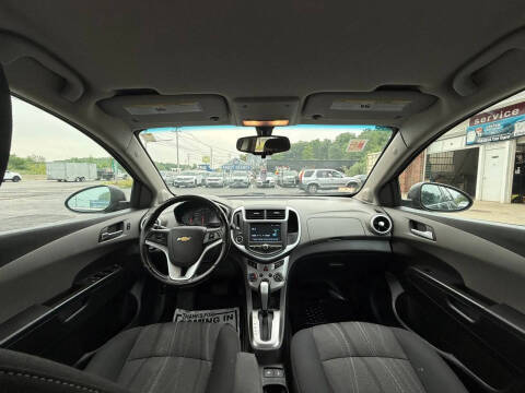 2017 Chevrolet Sonic LT Auto