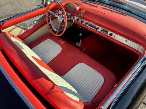 1956 Ford Thunderbird