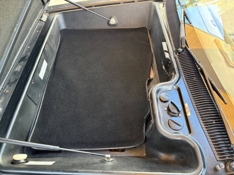 1981 DeLorean DMC-12