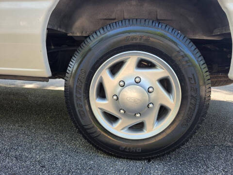 2013 Ford E-Series E-150