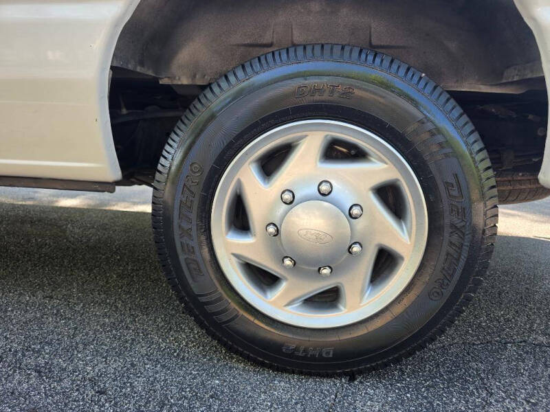 2013 Ford E-Series E-150