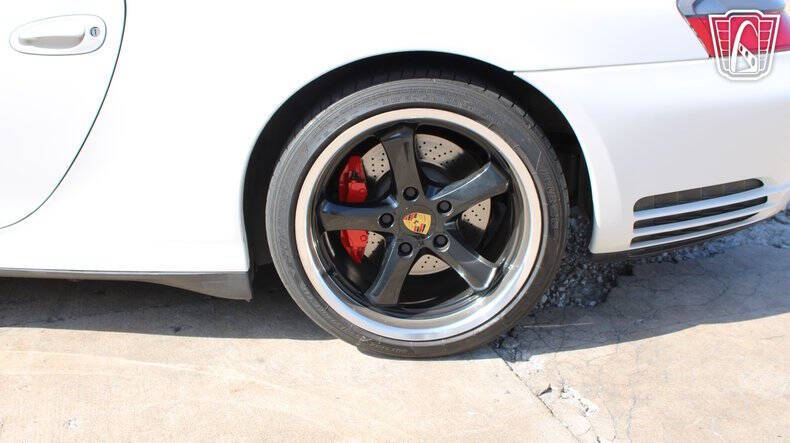 2003 Porsche 911