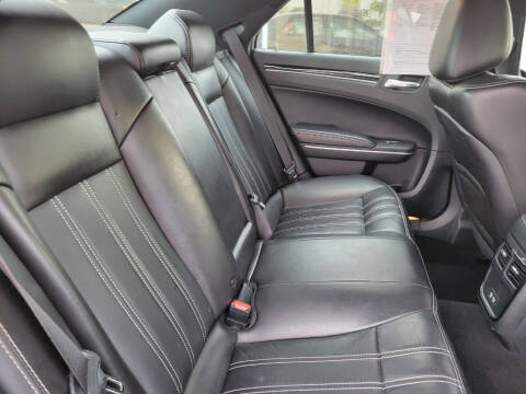 2021 Chrysler 300 S V6