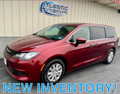 2020 Chrysler Voyager