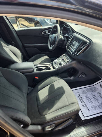 2015 Chrysler 200 Limited
