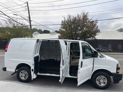 2020 Chevrolet Express 2500