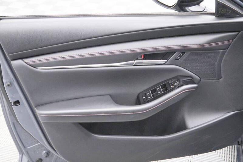 2025 Mazda Mazda3 Sedan 2.5 S Carbon Edition