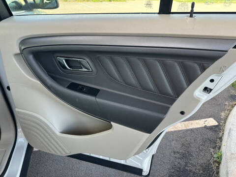 2010 Ford Taurus SEL
