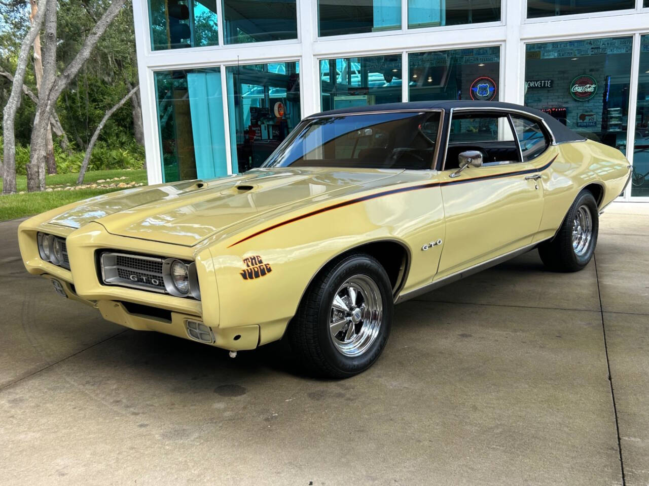 1969 Pontiac GTO Tribute 9
