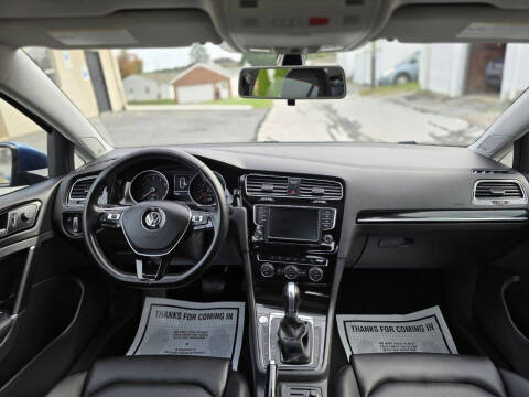 2017 Volkswagen Golf TSI SEL